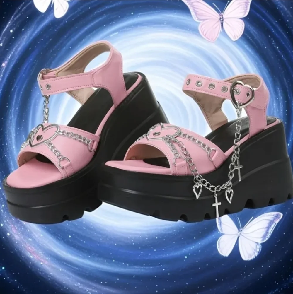 Pink Platform Sandals with Heart Accents Sz 6
